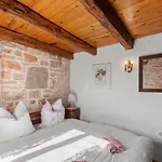 Casa Vecchia *
