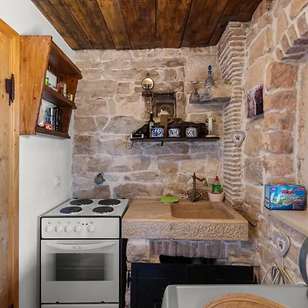 Holiday home Casa Vecchia Hrboki